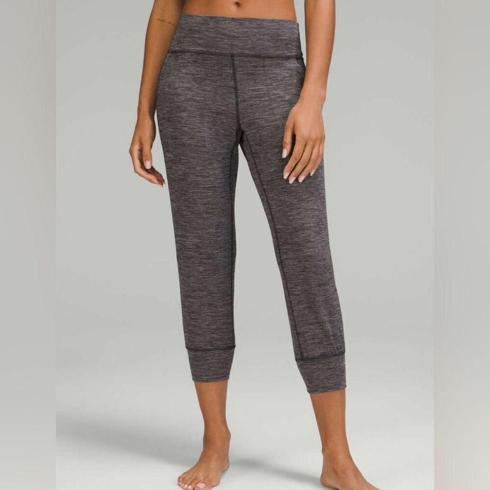 Lululemon Men's Grey and Black Bottoms